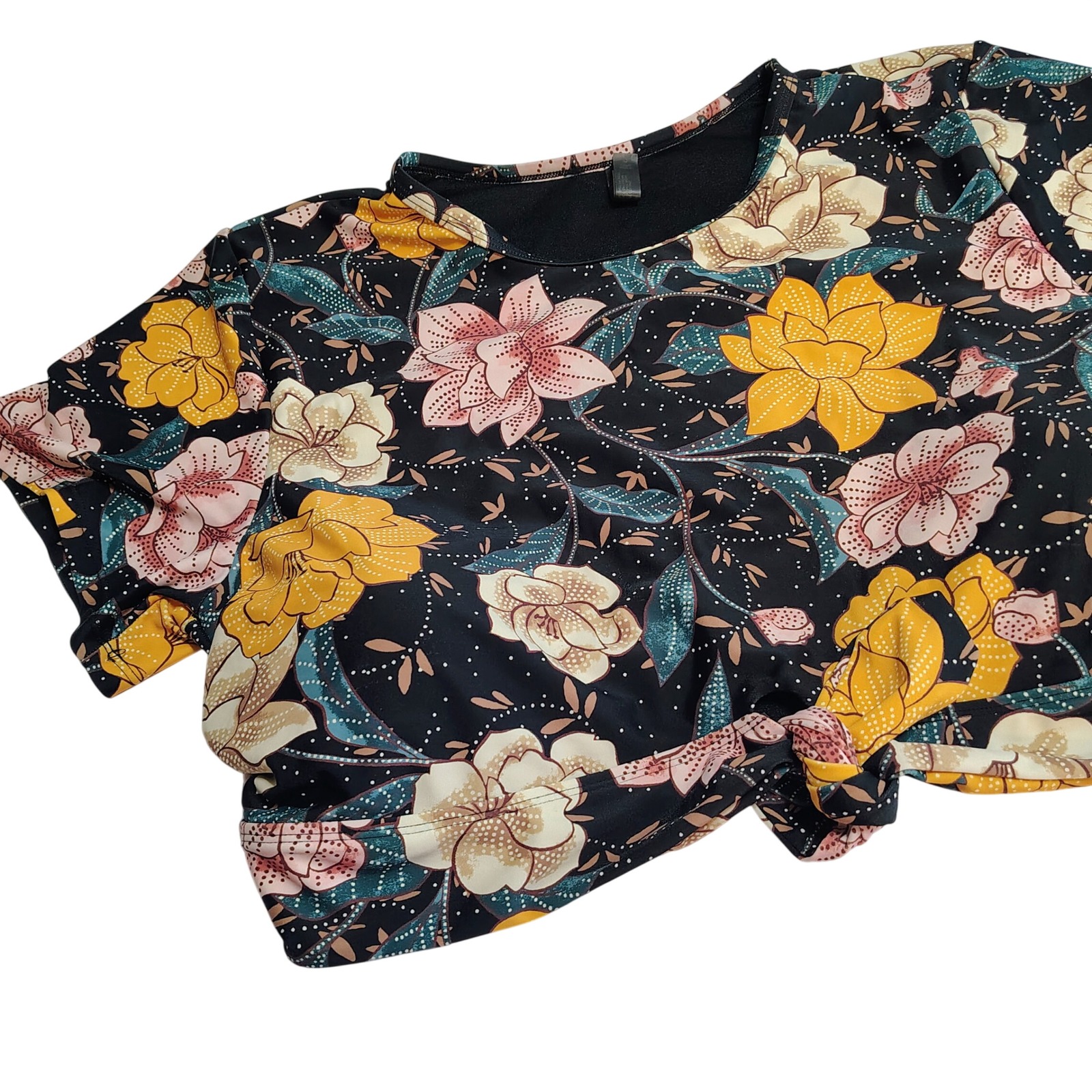 Torrid Womens Size 2 Plus Size Sombra Bloom Front Tie Swim Crop Top Short Sleeve
